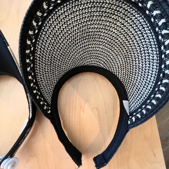 Set of Two Visors - Picture 3 of 5